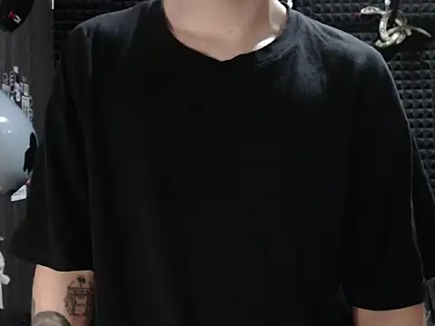 Gymbro42 live XXX chat