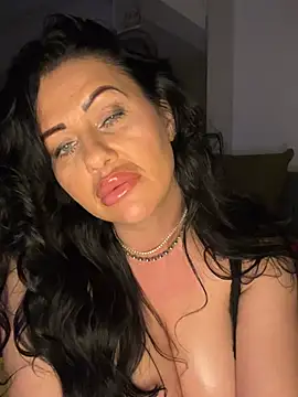 Živý XXX chat IRISWHITE17