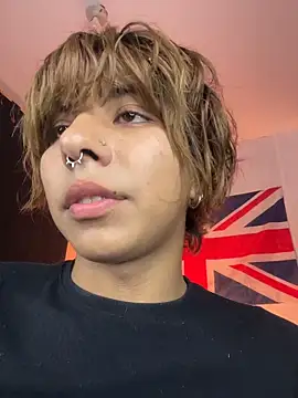 Aronn_44 Live XXX-chat