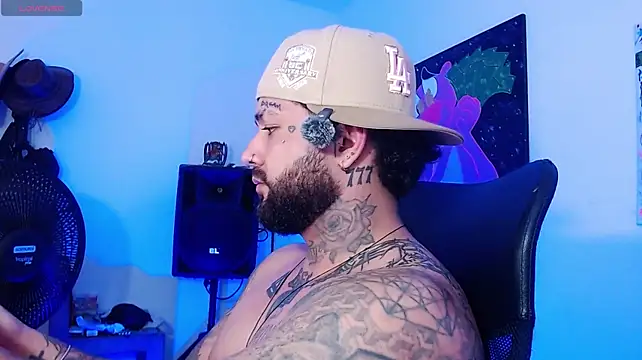esteban_cloud XXX чат на живо
