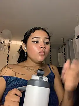 แชท XXX สดของ Maryalexxx