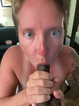 צ'אט XXX בשידור חי של _ElizabethLove_