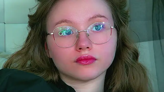 Živý XXX chat KeiraAsti