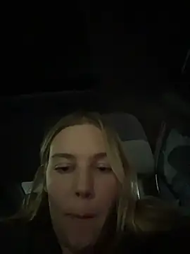 A1lesandra3: απευθείας συνομιλία ΧΧΧ