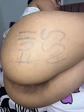 Chat +18 de Slut_Dirtyy_Nasty ao vivo