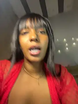 Chat +18 de SADIRA_7 ao vivo