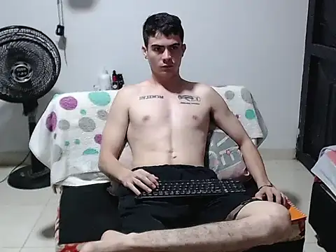 Zac_Efront XXX чат на живо