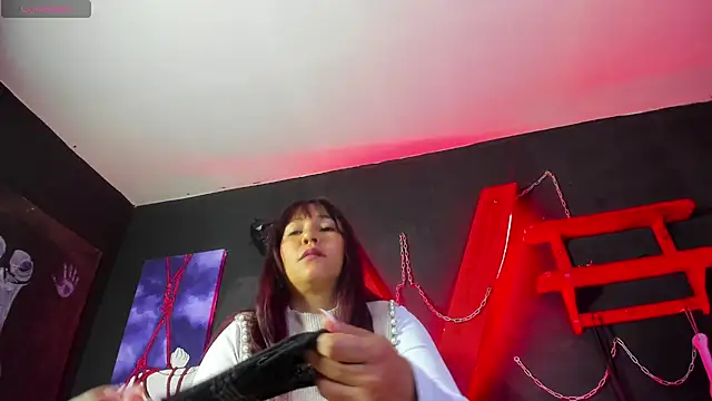 Živý XXX chat Lorenawatson