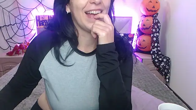 LiluGrants live XXX chat