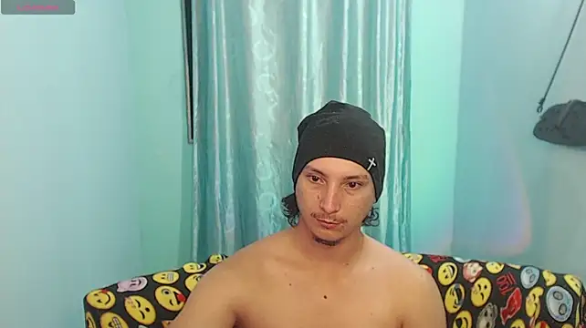 Živý XXX chat MrKingsaintx