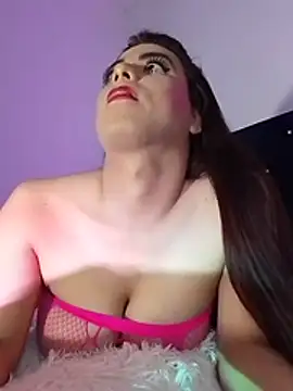 Aliice_Doll Adlı Modelin Canlı XXX Sohbeti