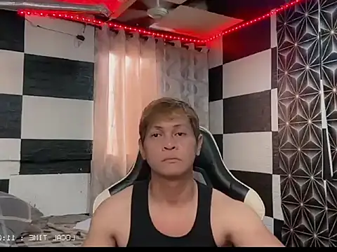 Živý XXX chat ImUrSexMACHINE