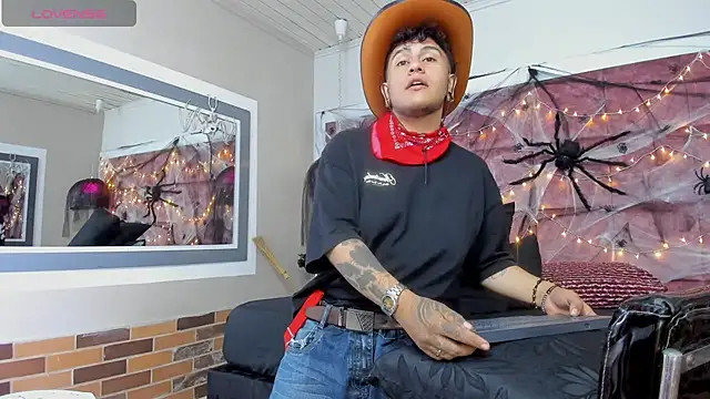 Bill33_ Live XXX-chat