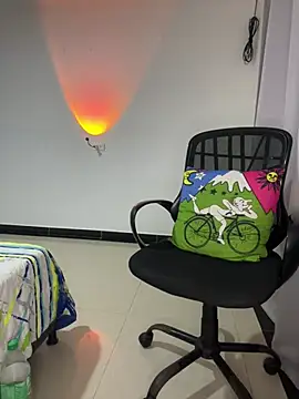 Anderrr01 Live XXX-Chat