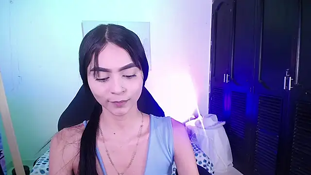 Chat XXX ao vivo de Valery_tiny