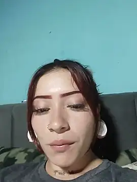 Victoria-Moon Chat XXX live
