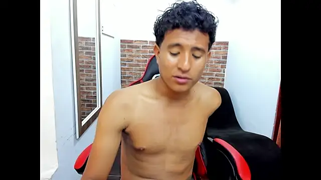 Chat +18 de WIZARD-ALESSANDRO ao vivo