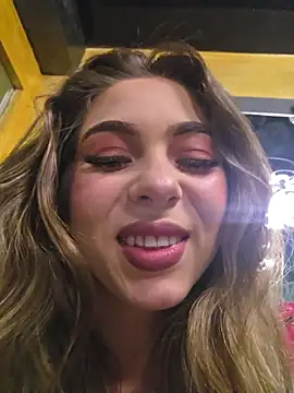 AylinRosee Chat XXX live