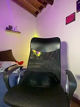 oreuk_dv XXX чат на живо