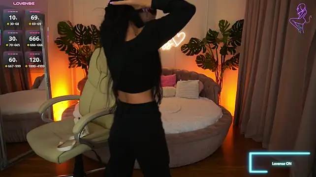 XXX chat uživo modela FataleNellie