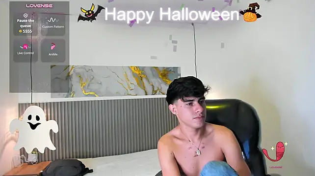 Dyla_n18 ওয়েবক্যাম শো