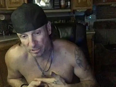 Tattoogonewild Chat XXX in diretta