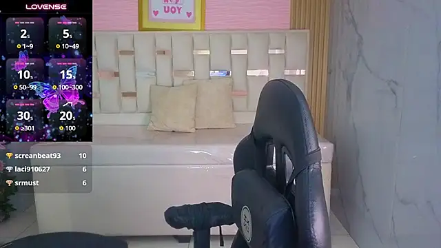 צ'אט XXX בשידור חי של veronicaa_s