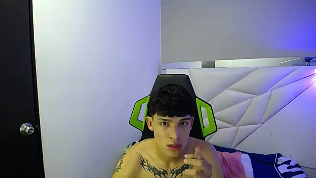 Liom_Gym's Live XXX Chat