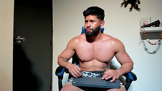 Chat XXX en directo de RikyAaron