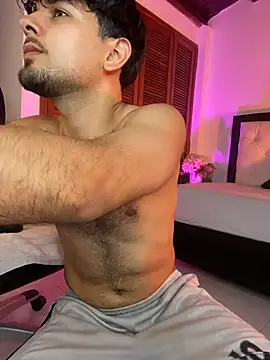 Samir_bear's Live XXX Chat