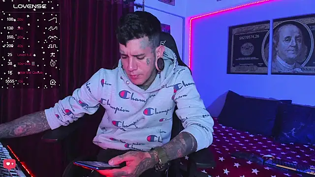 Chat +18 de jhonny__ackerman ao vivo
