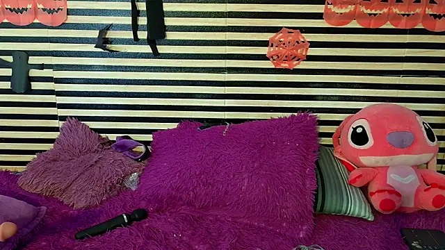 Chat +18 de zairamazal ao vivo