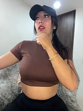 MiaJones21 라이브 XXX 채팅