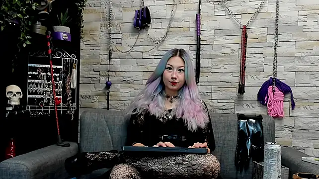 Miss_Kaz's Live XXX Chat