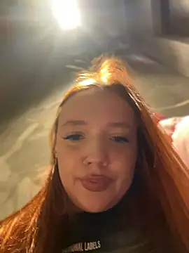 LisaCatt – Naživo XXX chat