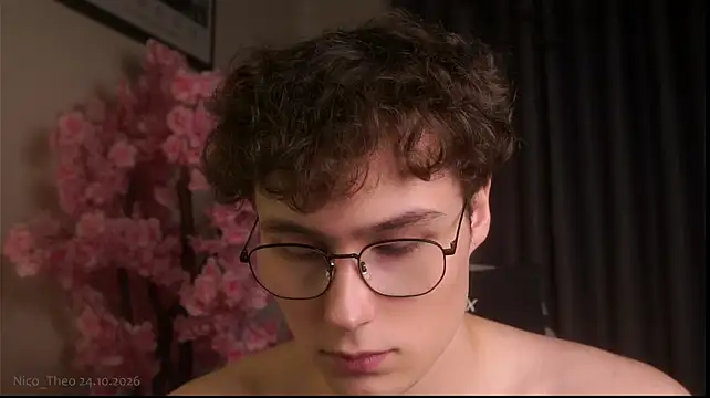 Nico_Theo live XXX chat