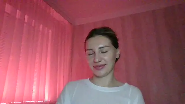 Xanoria Adlı Modelin Canlı XXX Sohbeti