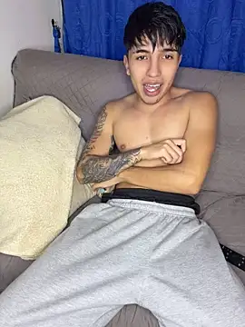 pabonsito Adlı Modelin Canlı XXX Sohbeti