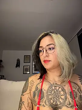 Rae_Lil_White Live XXX-Chat