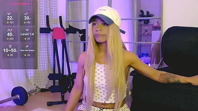 SarahRaynex's Live XXX Chat
