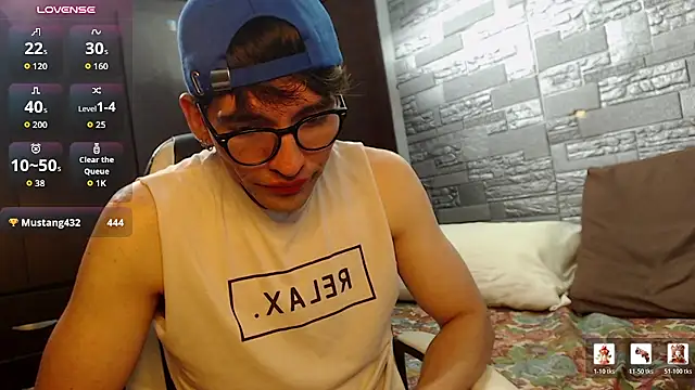 Ian_knight Show in webcam