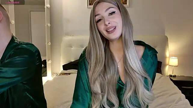 Eliza77 live XXX chat
