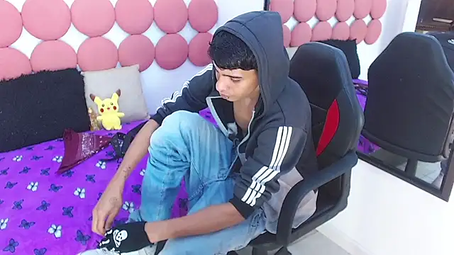 Drake_Jack Live XXX Chat
