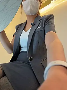 bingxin- Adlı Modelin Canlı XXX Sohbeti