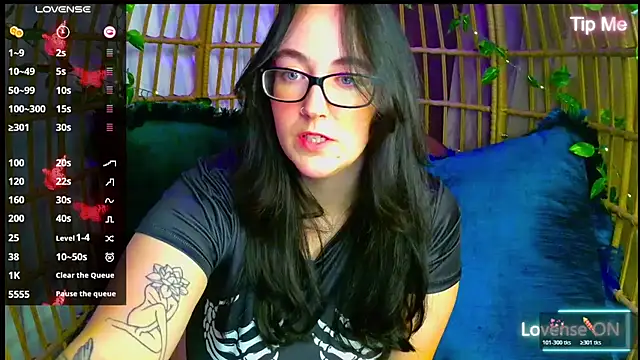 SpookyMadz's Webcam Show