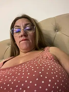 Chat XXX en directo de SCARLET-20