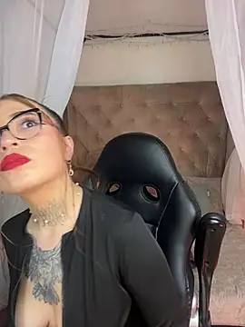 Czat XXX na żywo – dreamleah_