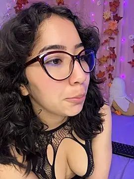 anni_ross Adlı Modelin Canlı XXX Sohbeti