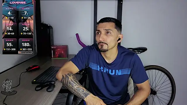 Онлайн чат XXX Marck_Muscle