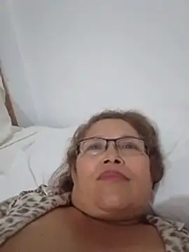 Chat +18 de Cessi50 ao vivo